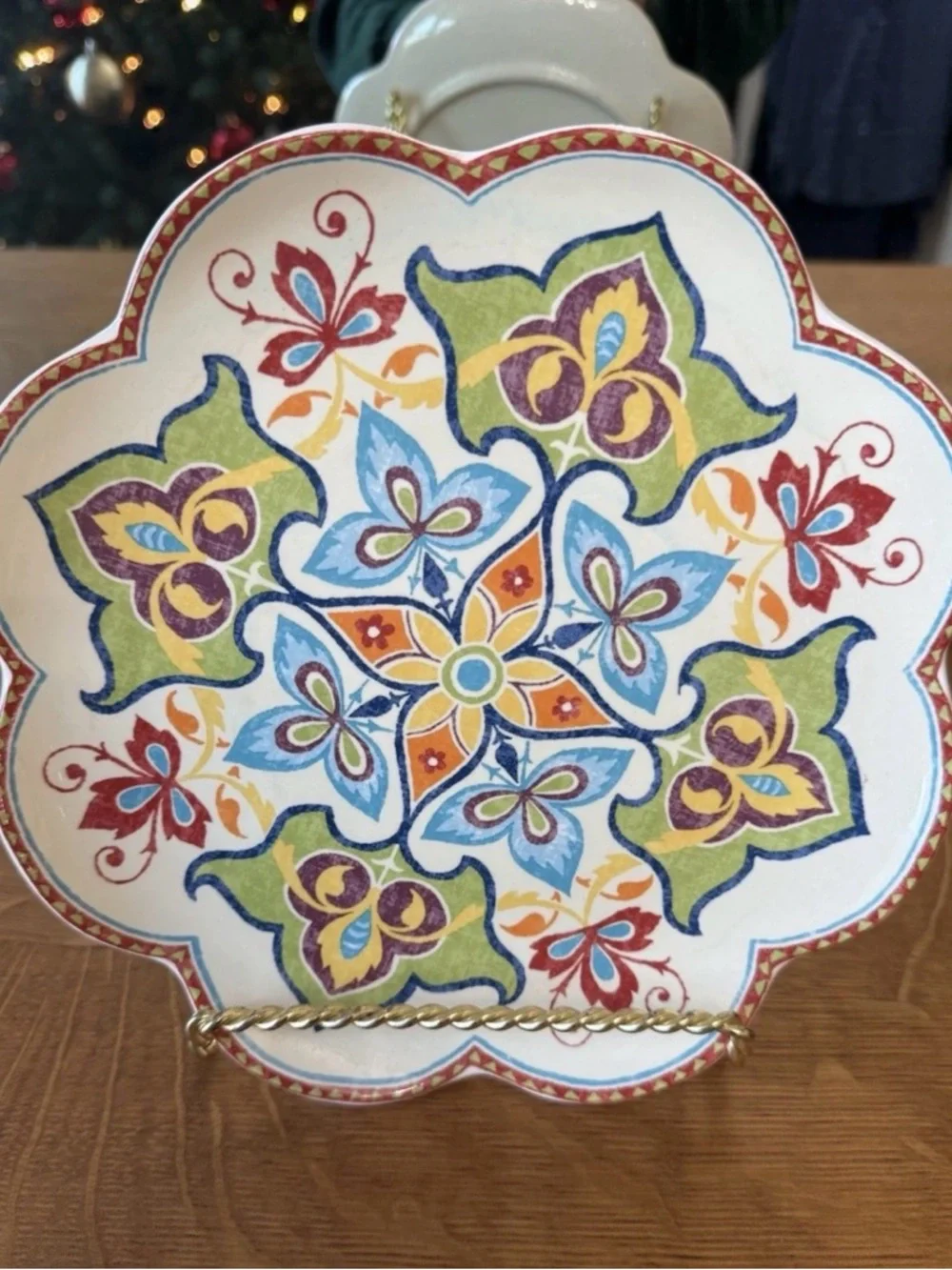VTG Pier 1 Scalloped Edge Ironstone Decorative Plate Tapestry